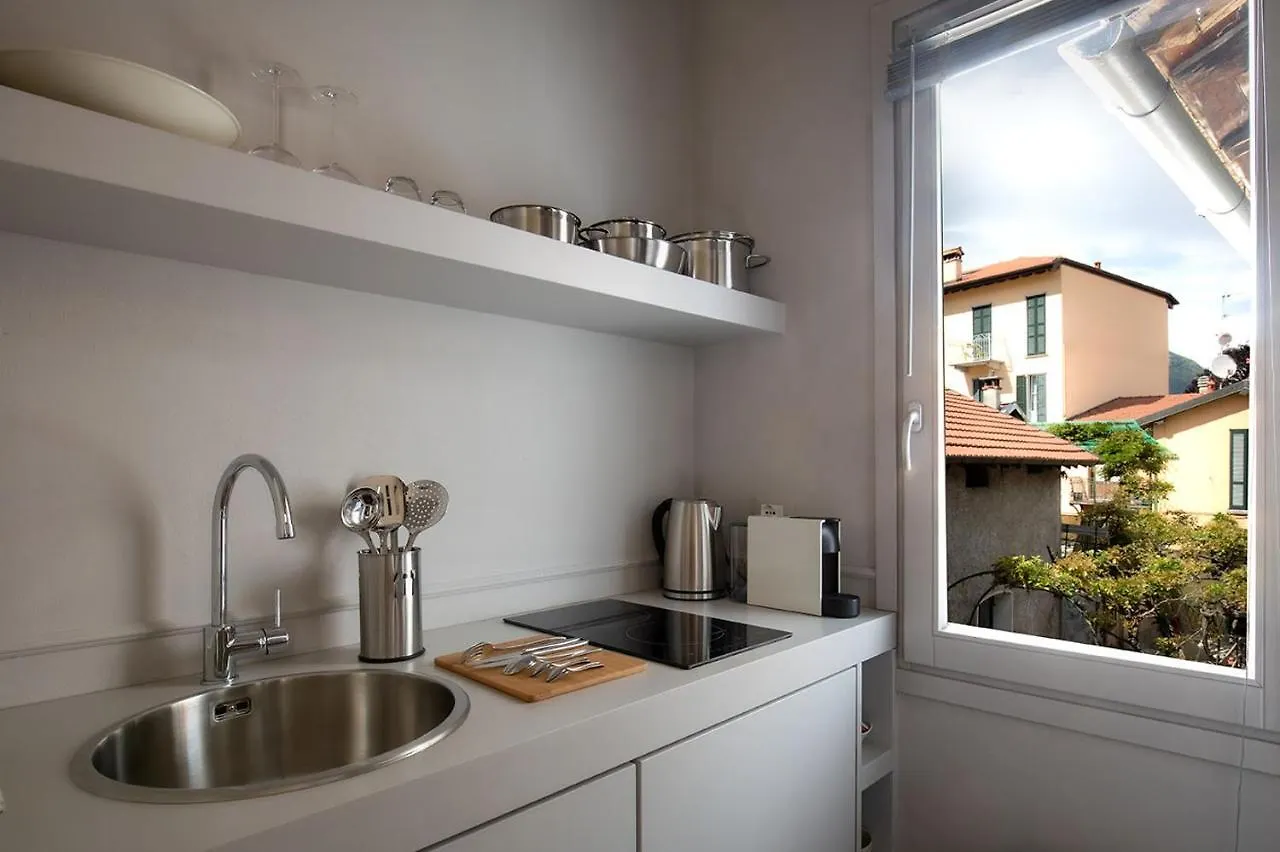 Suites Menaggio 0*,